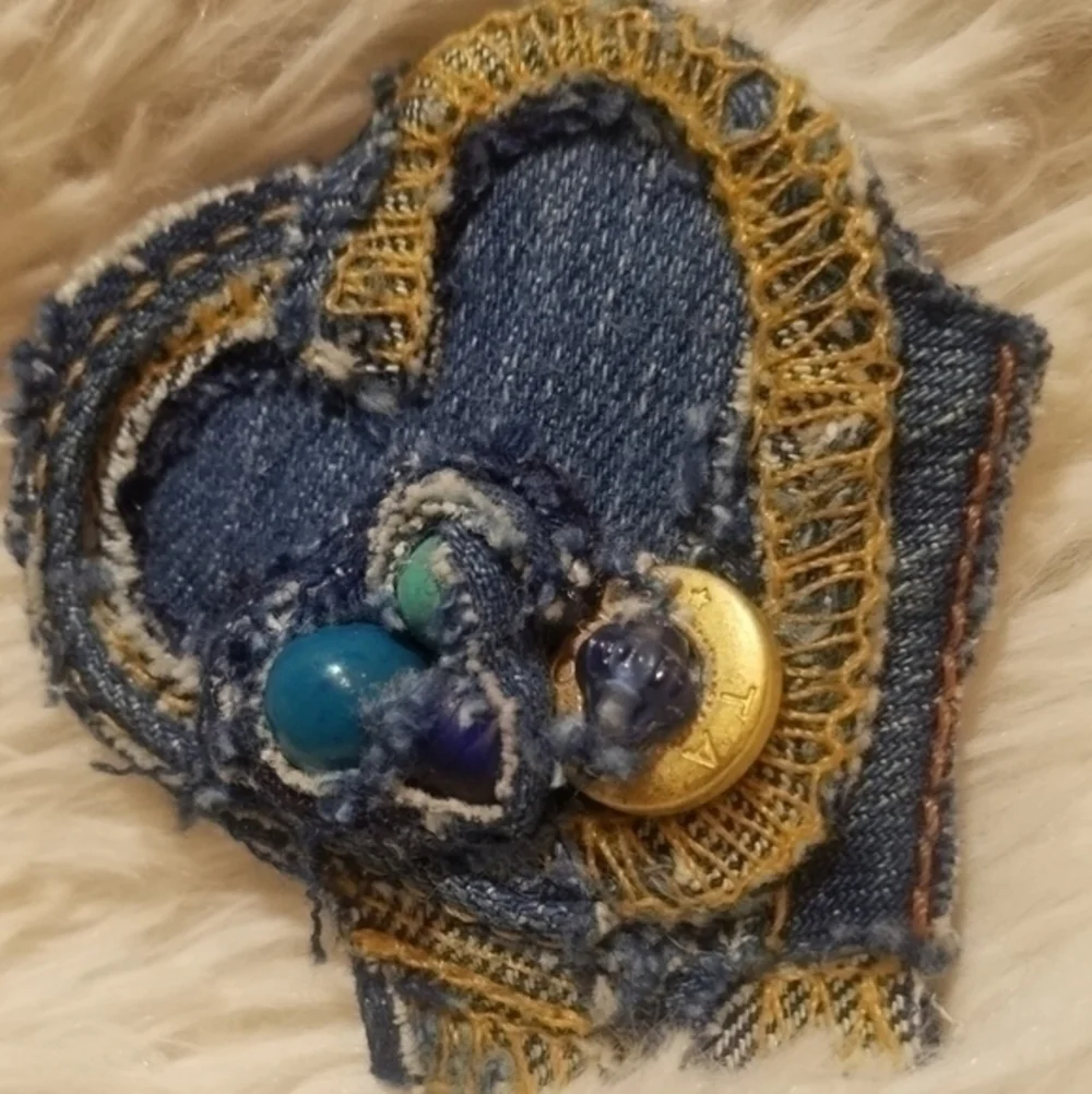 Tasty Raw Edge Denim LOVE-LI 